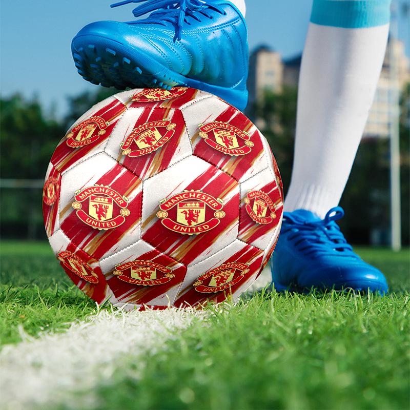 Футбольный мяч Manchester United F.C. Размер 5, из износостойкого ПУ, для матчевых тренировок и ежедневной практики, Подарок на день рождения для футбольных фанатов