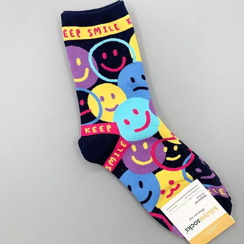 1 Pair Cartoon Smile Women Socks Cotton Harajuku Skateboard Girl Socks Novelty Breathable Sox Christmas Gift Factory Direct