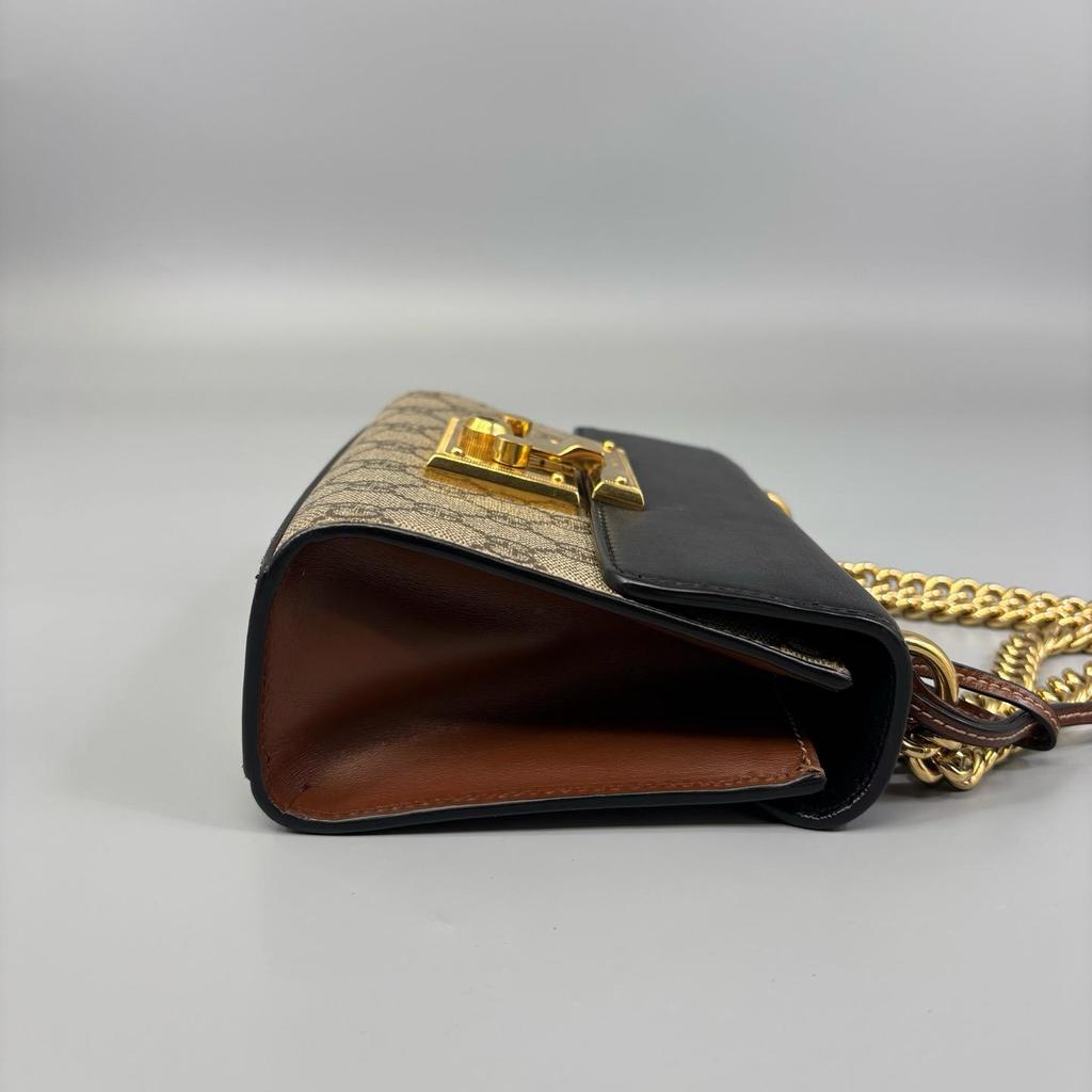 [Pre-Owned] Padlock Chain Crossbody Bag - Very Good #E0LQFF