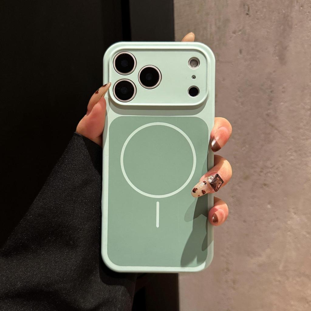 Dual-Color Silicone Drop-Proof Protective Case for iPhone 17pm, 16pm, 15pro