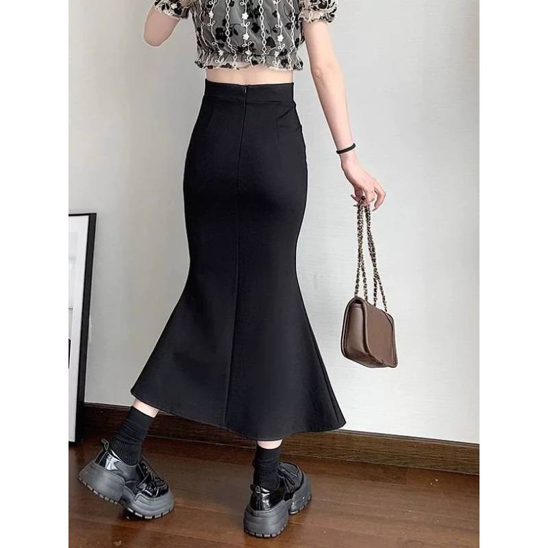 Black Mermaid Skirt With High Waist And Side Slit For Elegant Office Wear