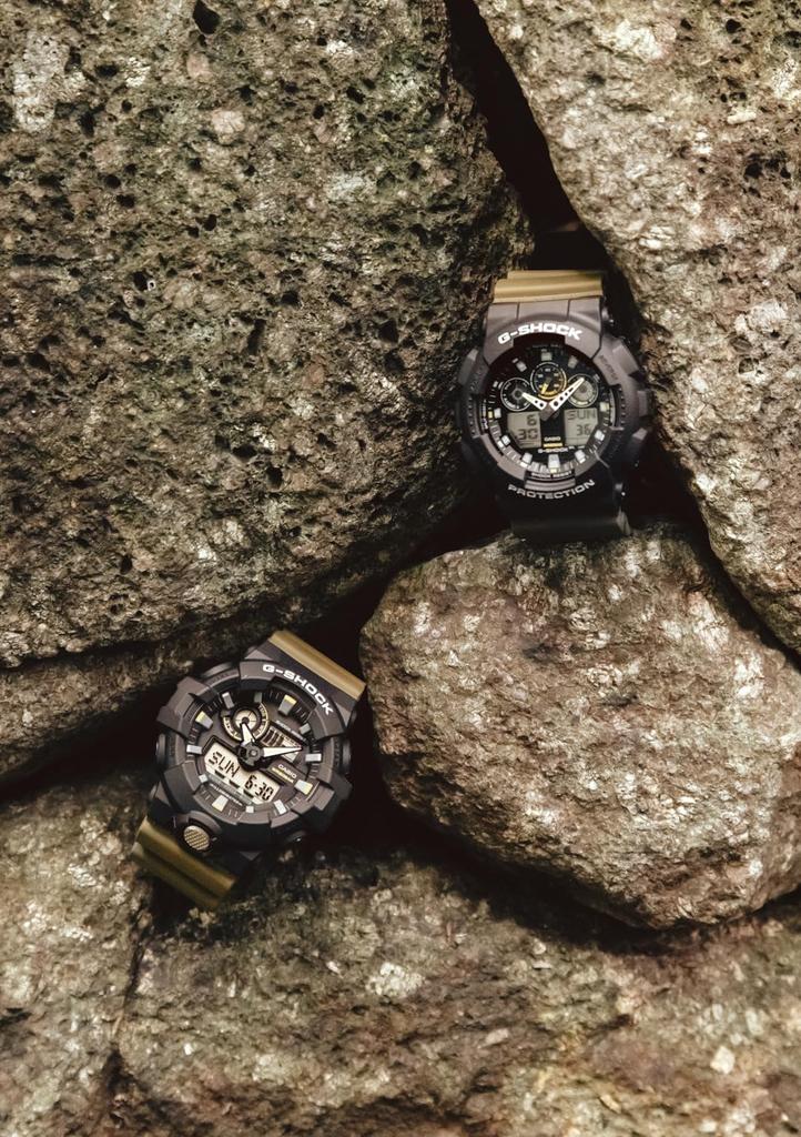 Casio Серия Двухцветных Утилитарных Цветов Оливково-зеленый G-Shock GA-710TU-1A3JF Мужские Часы,