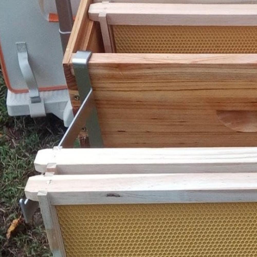 2pcs Stainless Steel Bee Hive Frame Grip Rustproof Bee Hive Frame Gripper  Beekeeping Tool