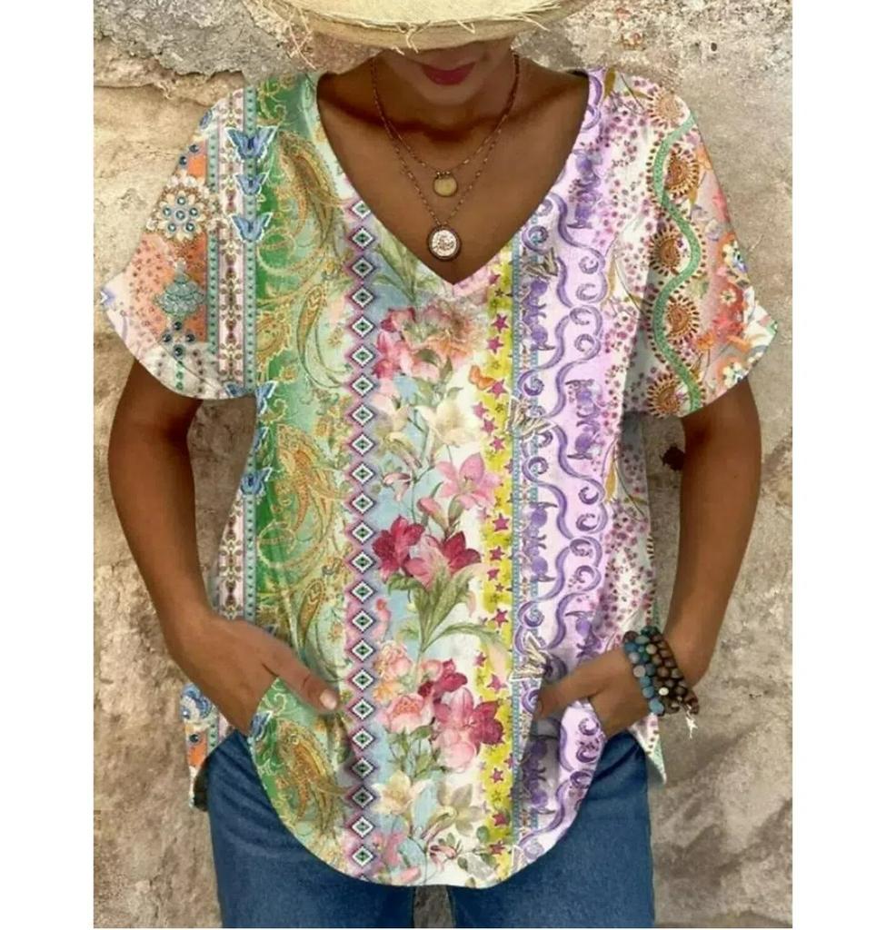 Футболка большого размера для женщин с винтажной цветочной графикой, модные топы с короткими рукавами и V-образным вырезом, летние повседневные футболки для женщин
