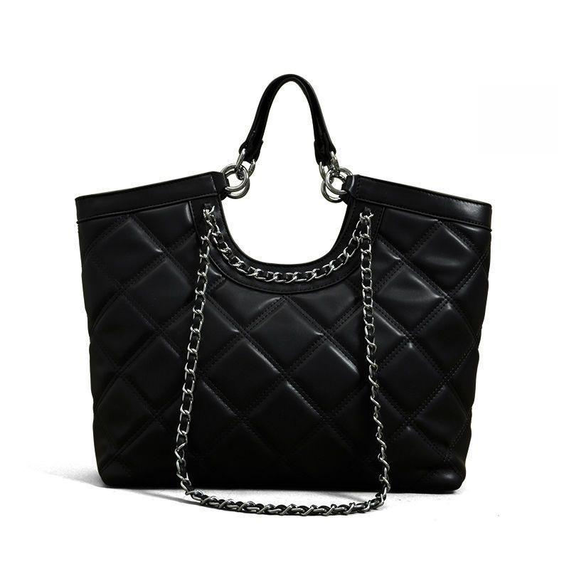 Small Tote Bag with Chain Strap, Large Capacity Handbag for Women, Luxury Feel Shoulder Bag, Fashion Crossbody Bag for Work and Daily Use