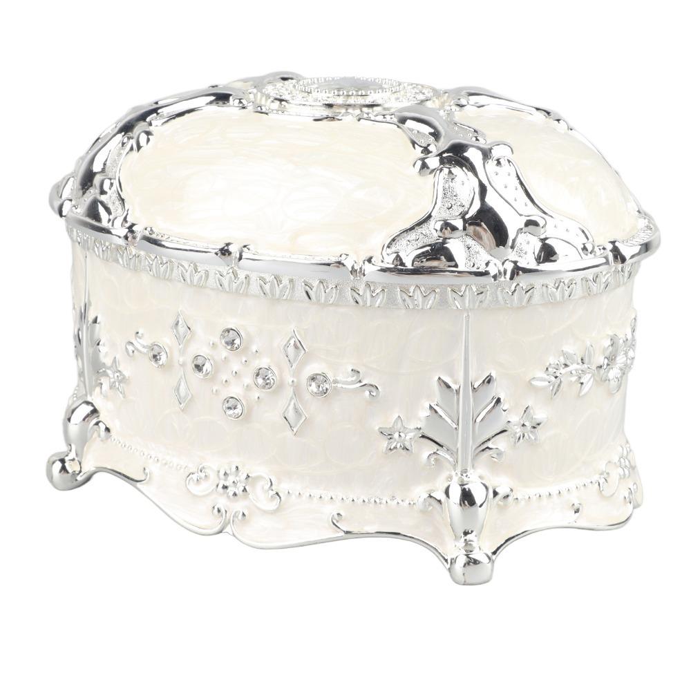 White Color Antique Jewelry Organizer Oval Shape Enamel Jewelry Box For Earrings