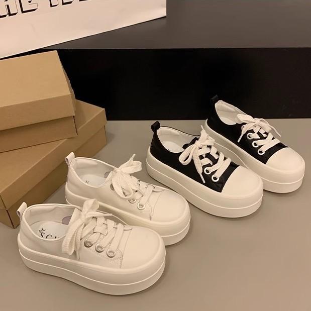 Versatile Round Head Platform Popular Muffin Canvas Shoes Women's 2025 Spring New Big Head Casual Board Shoes Flow