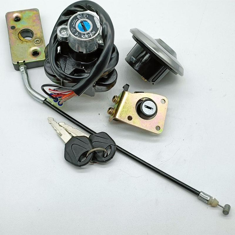 Ignition Switch Fuel Gas Cap Seat Lock Key For Suzuki GZ125 1998 1999 2000 2001 2002-2003 GZ250 1999 2000 2001 2002 2003 -2011