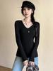 Женская черная футболка с V-образным вырезом и длинным рукавом с начесом, коллекция Осень/Зима 2025, универсальная базовая футболка