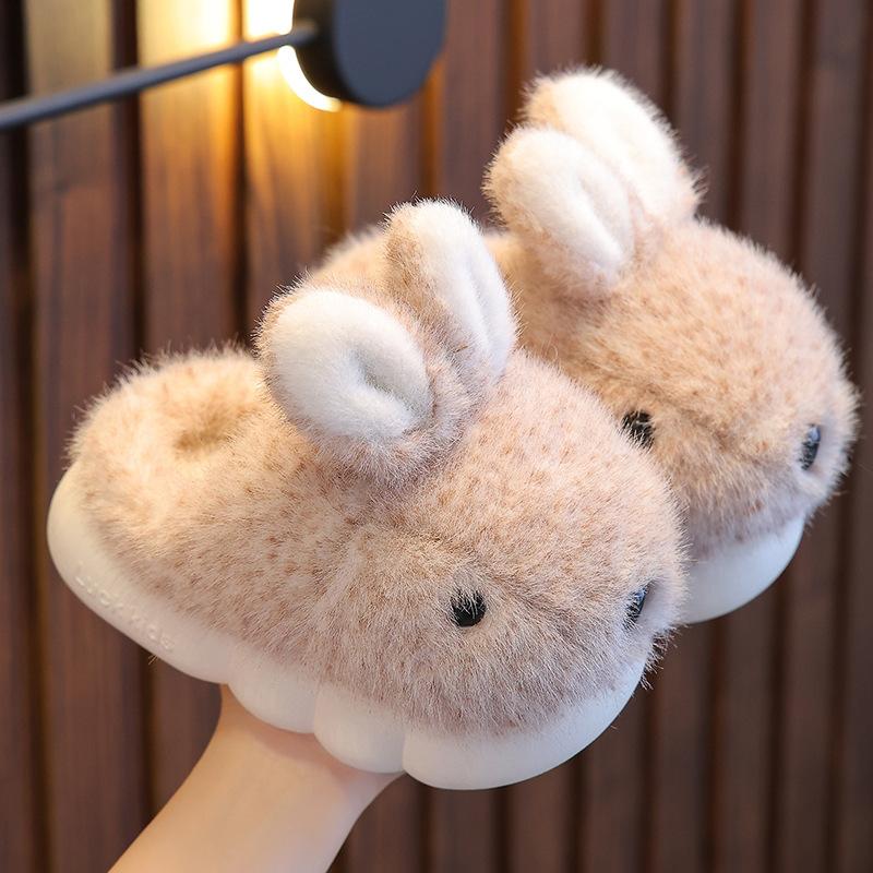 Модные зимние тапочки для девочек и мальчиков, теплые мягкие домашние тапочки для родителей, пушистые туфли с изображением кролика из мультфильма, детские тапочки с мягкой подошвой