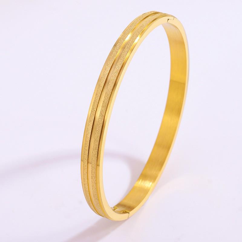 Starry Sky Full Diamond Titanium Steel Bracelet – Versatile, No-Fade Silver Women's Fashion Accessory