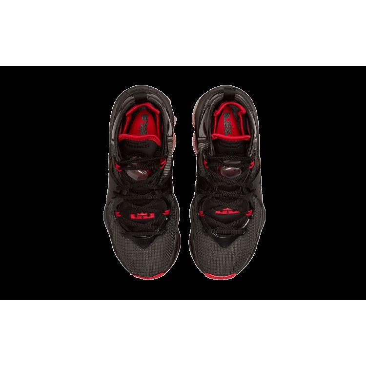 Nike Детские кроссовки LeBron 19 GS Bred черные DD0418-011