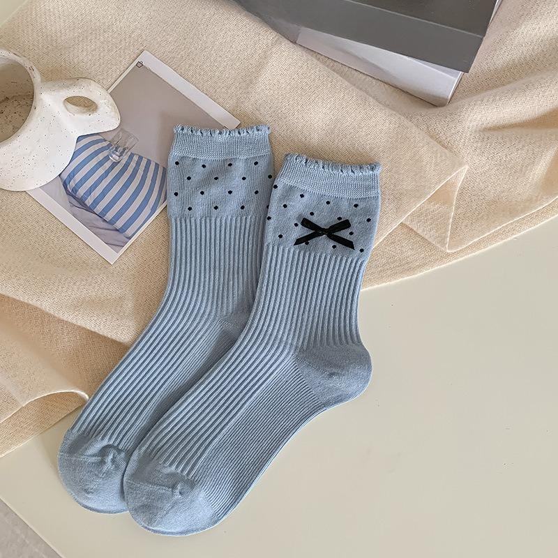 Female Autumn New Style Sweet Bow Dotted Lace Boneless Tube Pile Socks