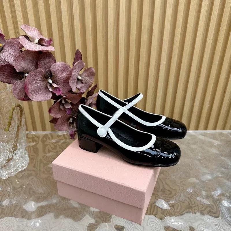 Предварительная продажа ~ Туфли Мэри Джейн в стиле ретро, женские туфли 2025 года, весна-осень, французский вечерний ветер, квадратный толстый каблук, легкие одинарные туфли