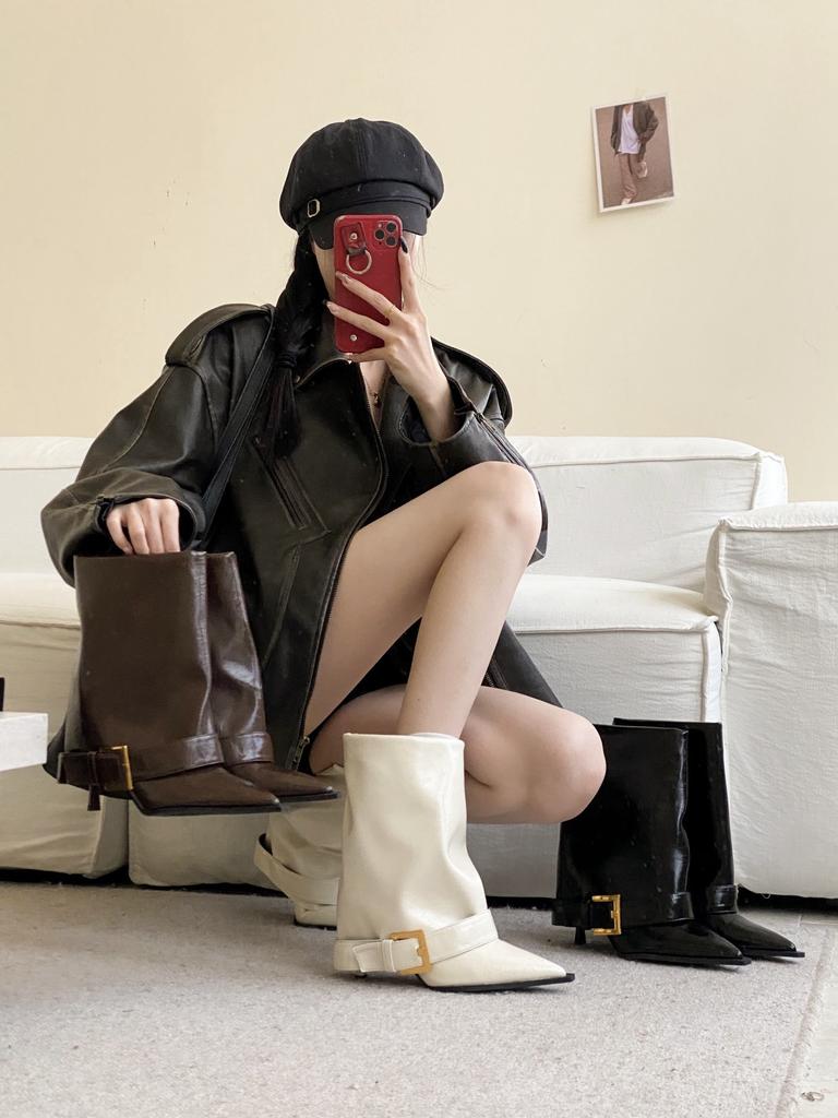 2025 New European and American Style Belt Buckle Wide Tube Pointed Thin Heel Short Boots