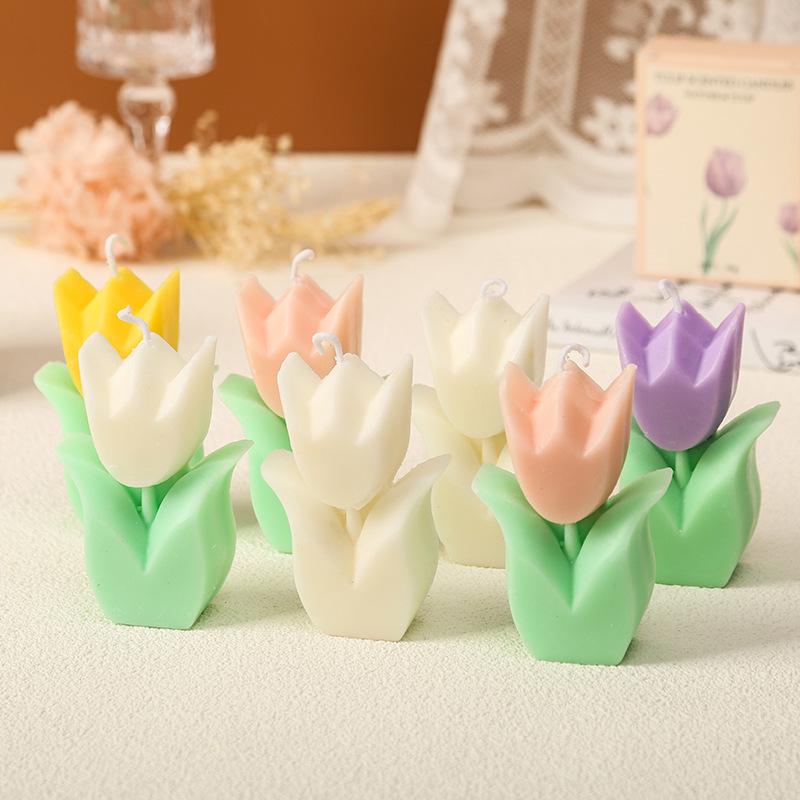 Свеча с ароматом тюльпана, подарок на День учителя - Ароматная восковая свеча в форме цветка, сувенир для вечеринки