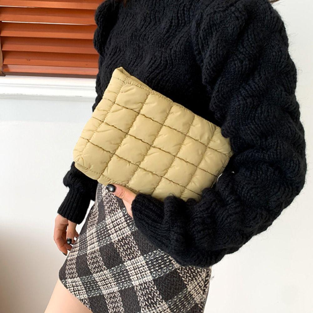 Storage Bag Cotton Clutch Bag Puffy Cosmetic Bag Elegant Quilted Padded Makeup Bag Lady