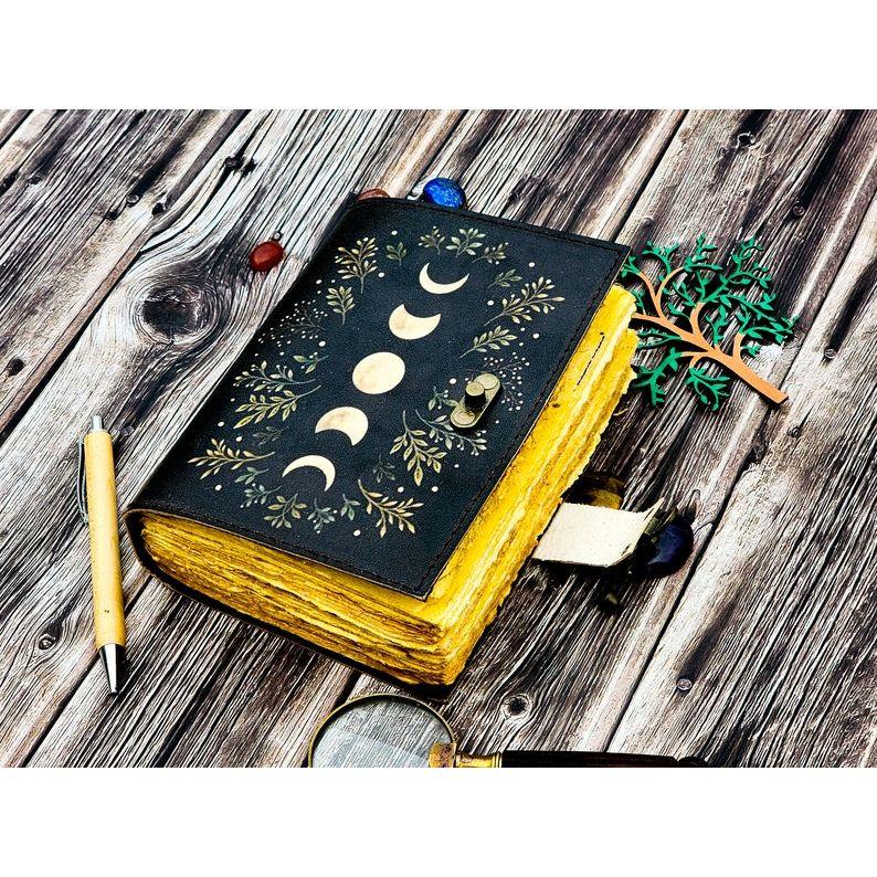 Sun Moon Leather Journal For Men Women 200 Page of Antique Hademade Decle Edge Pepar Leather Traveling Sketchbook For Men Women