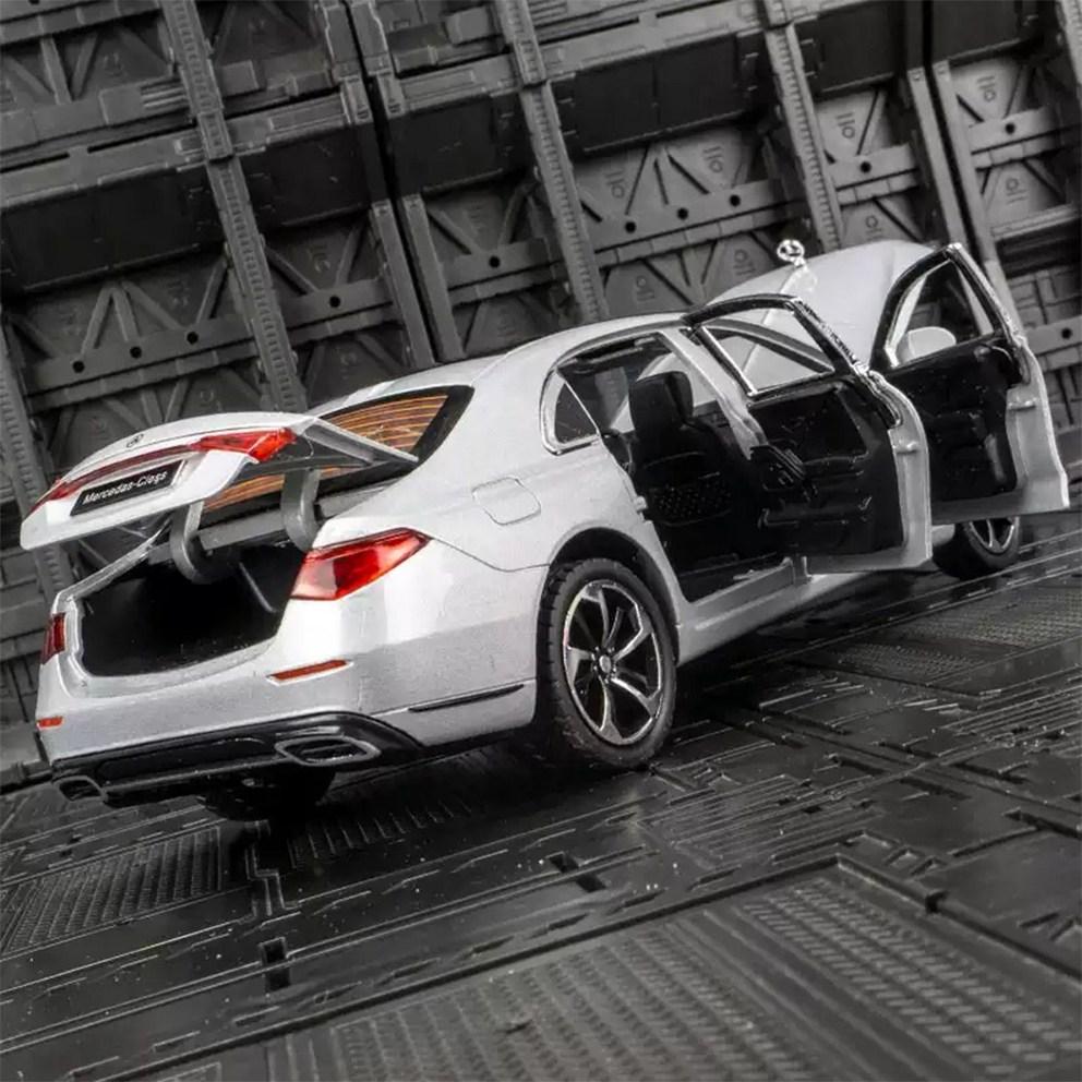 Майка 1:Масштаб 1:24, Металлическая литая модель автомобиля Mercedes-Benz S400L, Фигурка, Зеленый
