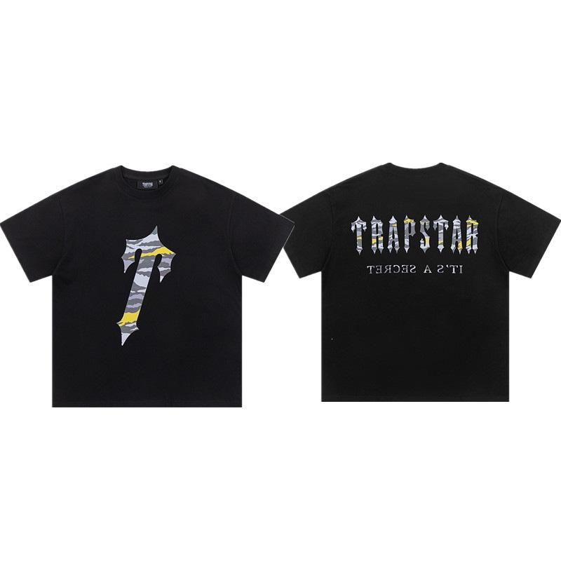 Cross-border new graffiti letter printing European and American street trendy brands loose and versatile casual men's and women's short-sleeved round