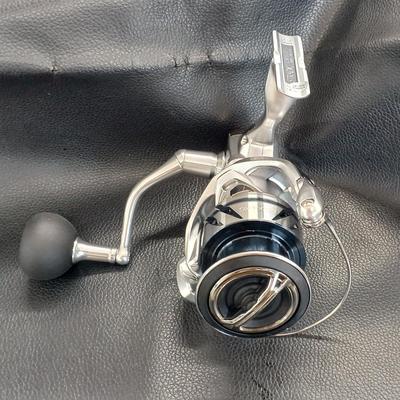 Б/у спиннинговая катушка SHIMANO 23STRADIC C5000XG