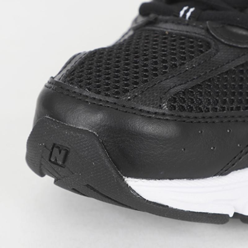 New Balance 530 Черный Белый