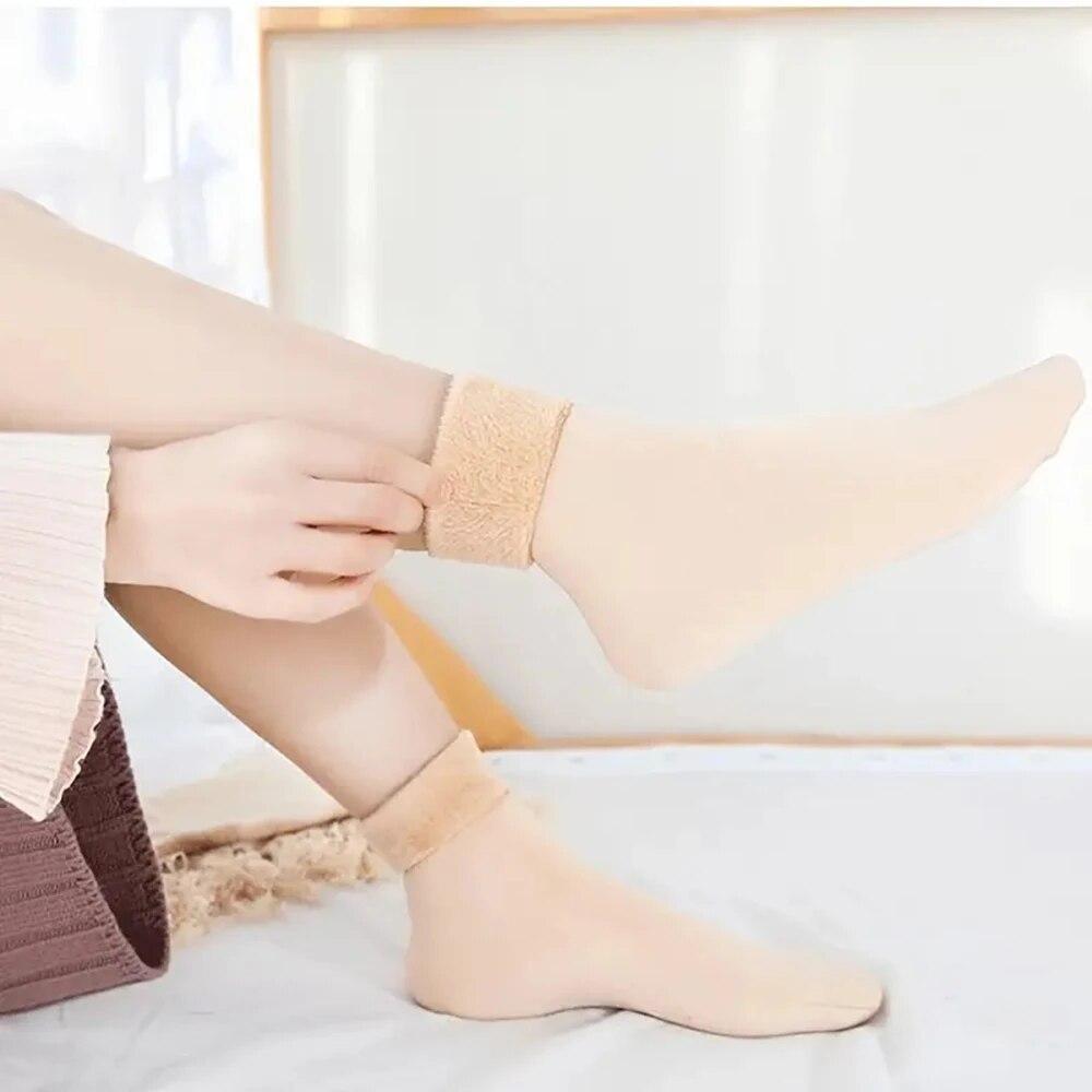 1 пара женских зимних толстых утепленных коротких кашемировых носков, нейлоновые зимние бархатные сапоги, однотонные высококачественные женские носки-тапочки