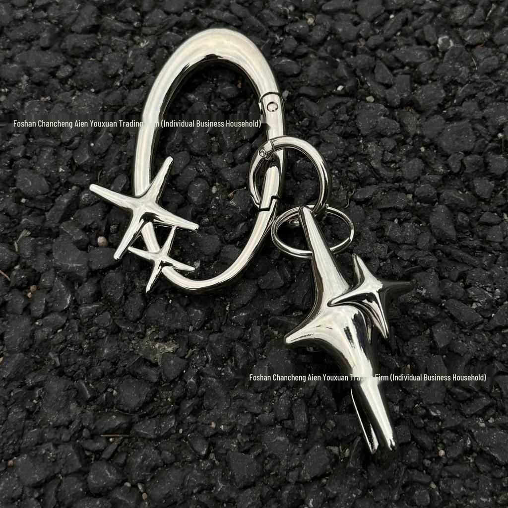 Зажигалка Ainsworth Starlight, чехол, брелок с открывалкой для бутылок и украшением