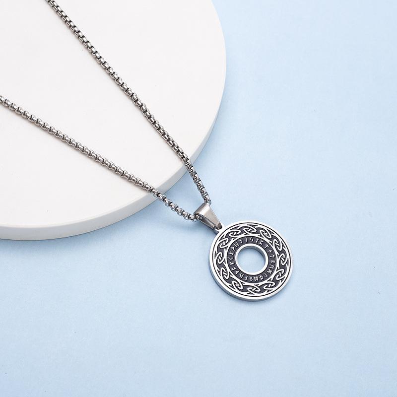 Европейский и американский скандинавский стиль Viking Pattern Ожерелье Титановая сталь Viking Подвеска Мужское ожерелье