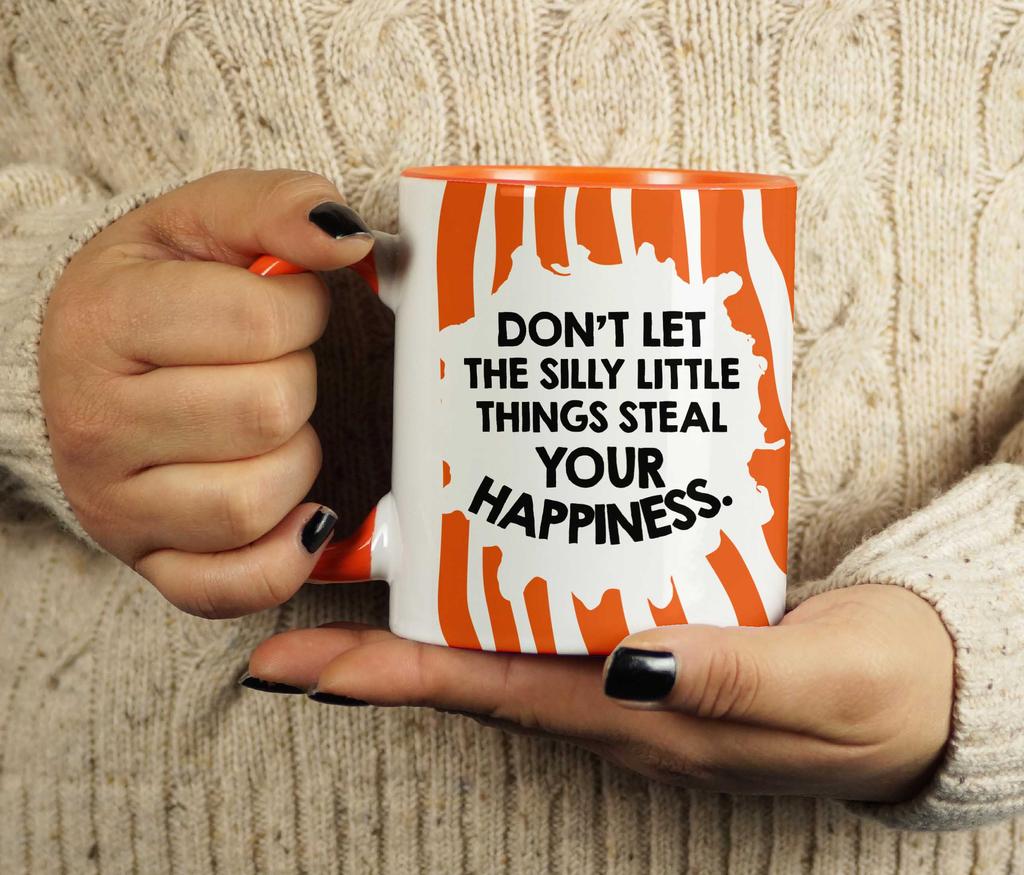 Inkdotpot Не позволяйте глупым мелочам украсть ваше счастье. Керамическая кофейная кружка на 11 унций. Смешные цитаты. Сотрудник, начальник, коллега, день рождения.