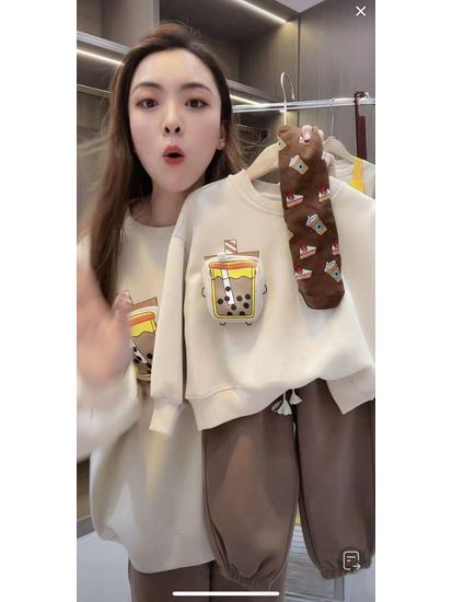 Комплект семейных свитшотов с 3D-принтом «Молочный чай» для осени/зимы: Парные наряды для родителей и детей для мамы-дочки и мамы-сына