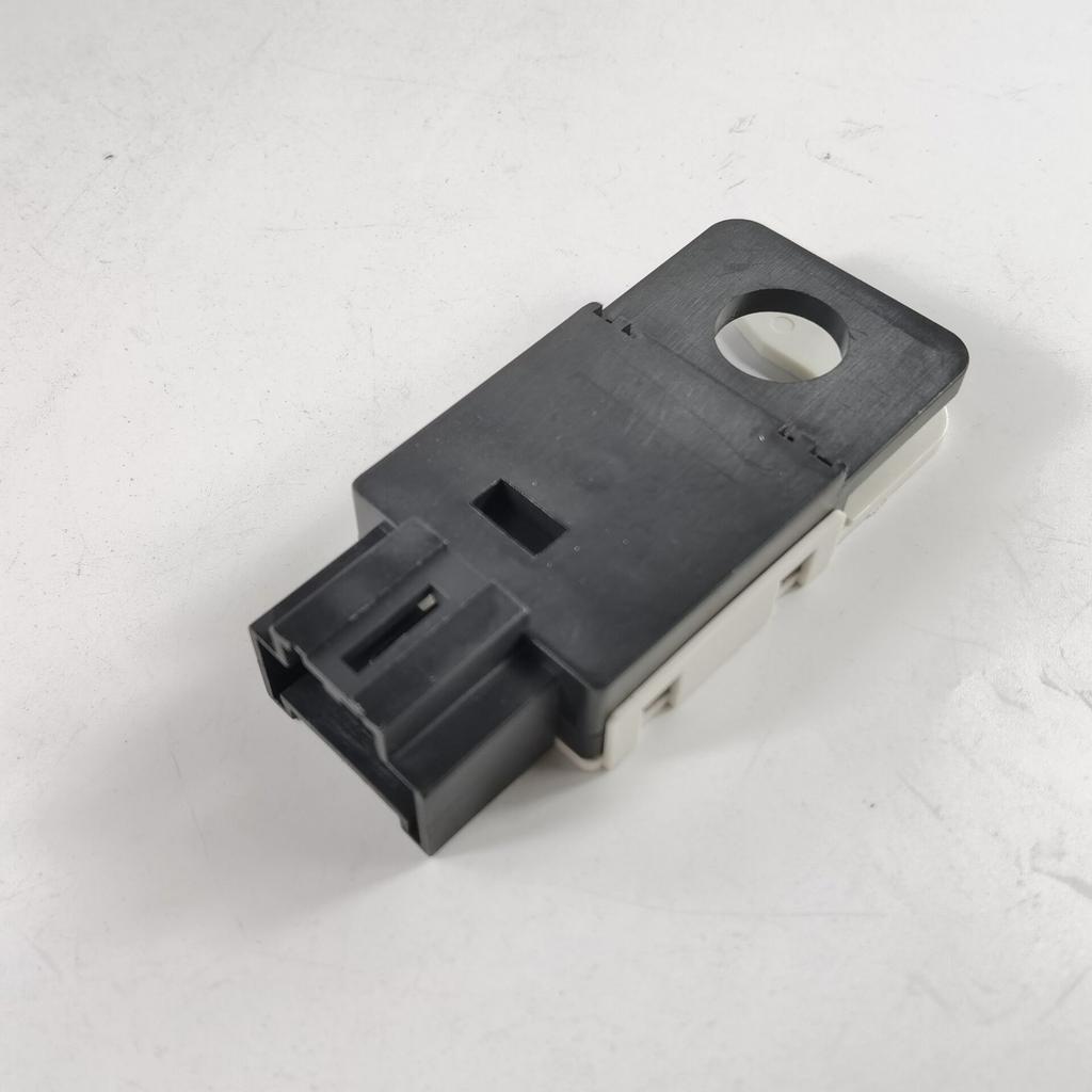 New 25981009 D1539J For 2007-2011 Chevy GMC Cadillac Light Truck SUV Brake Light Stop Lamp Switch Car accessories Switches Seat 3