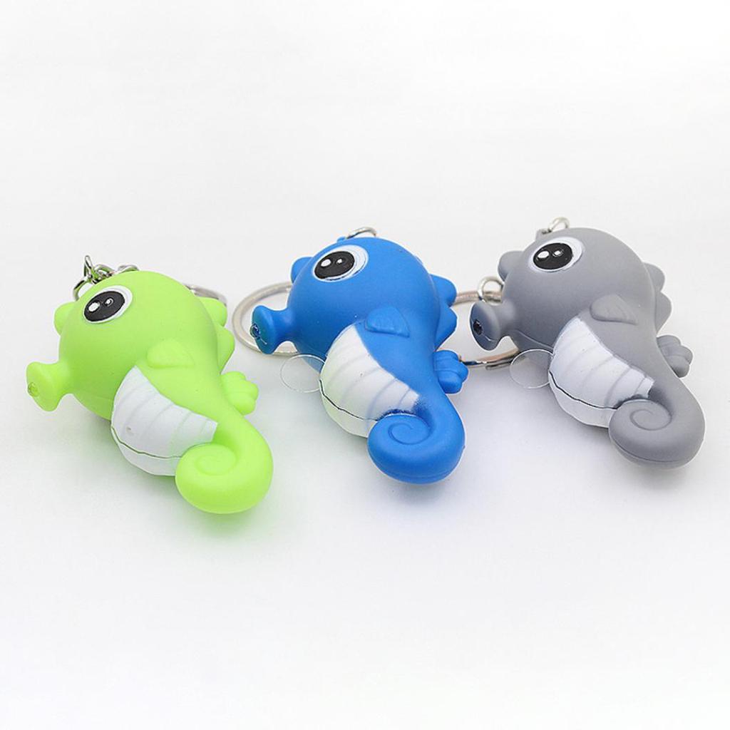 Брелок в форме морского конька