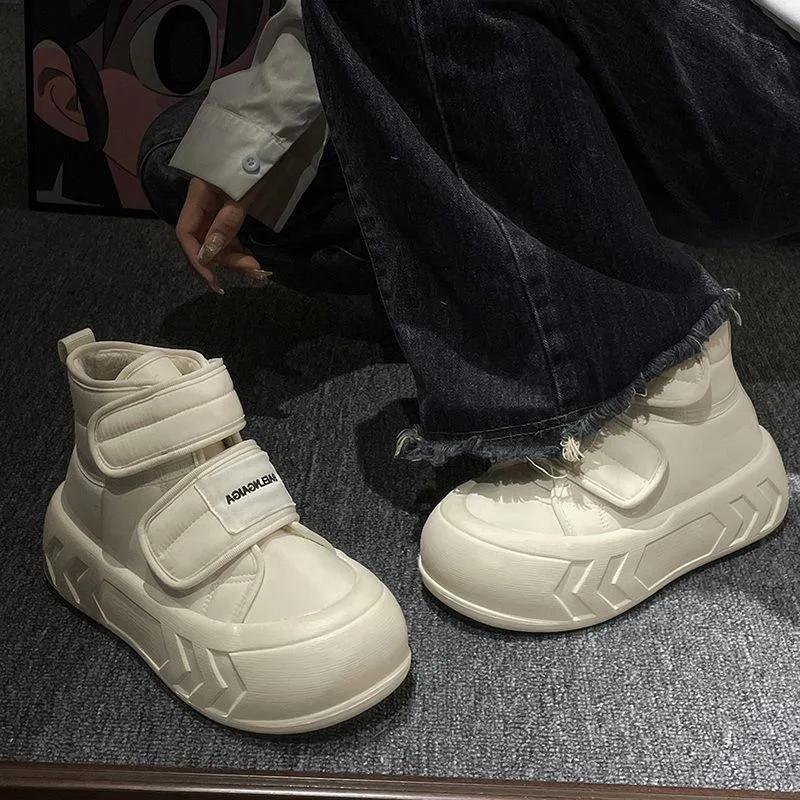Женская обувь Белые женские зимние ботинки на платформе, высокие, массивные, тренд 2024 года, мягкие, удобные и элегантные, стильные, распродажа по низкой цене