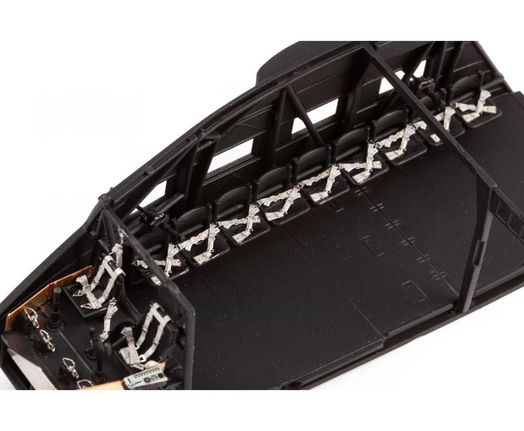 Эдуард 1/72 Масштаб Go242A Фототравление (для ИБГ) Пластиковая сборная модель EDU73849 (Самолет)