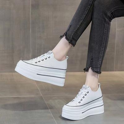Женская обувь импортного производства, повседневная, маленькие белые туфли, женская обувь, мягкая подошва, не устают ноги, мягкая поверхность, весна и осень, улучшенное чувство, толстая