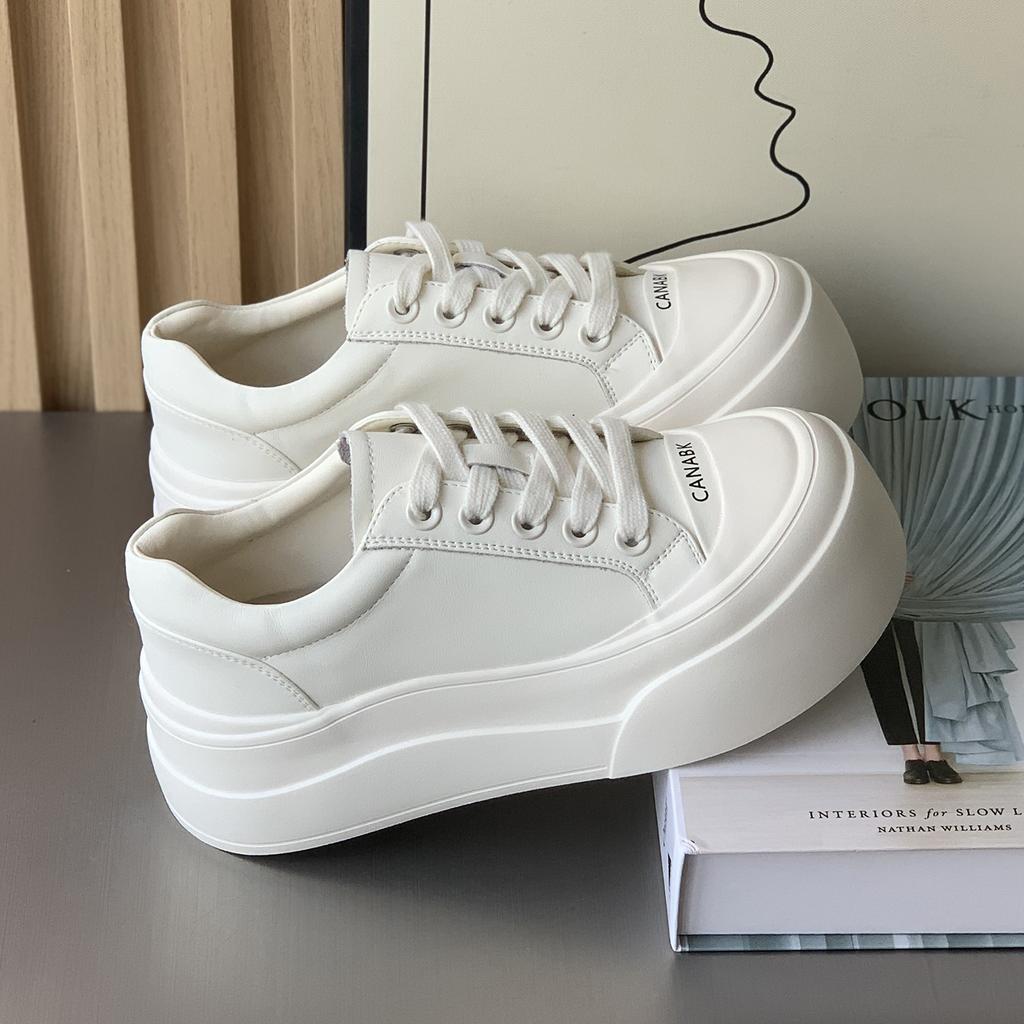 Белые туфли на платформе женские осенние новые кожаные универсальные женские туфли с круглым носом на шнуровке повседневные спортивные кеды