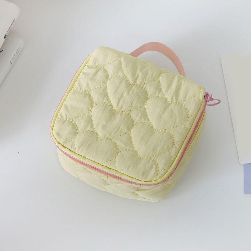 Lovely Love Heart  Cosmetic Bag INS Makeup  Bag  Earphones Lipstick Sanitary Napkins