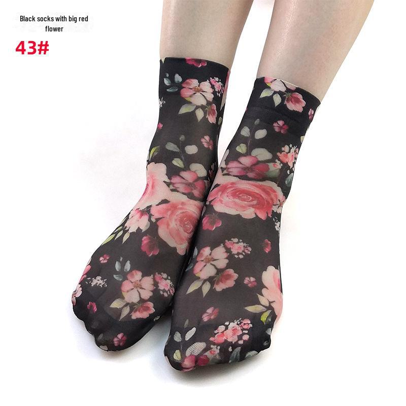 Короткие летние носки в женском стиле с различными милыми узорами