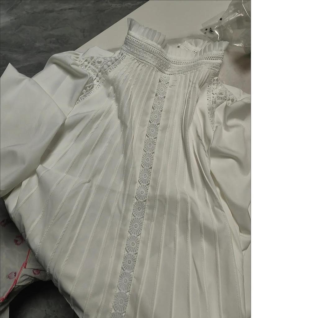 Рубашка весна-лето высокого класса Sense of White с рукавами-фонариками и воротником-стойкой для женщин