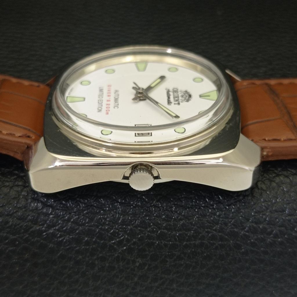 USED ORIENT AUTOMATIC 46941 VINTAGE JAPAN MENS WHITE COLOR DIAL WATCH A702219-5 R123-a702219