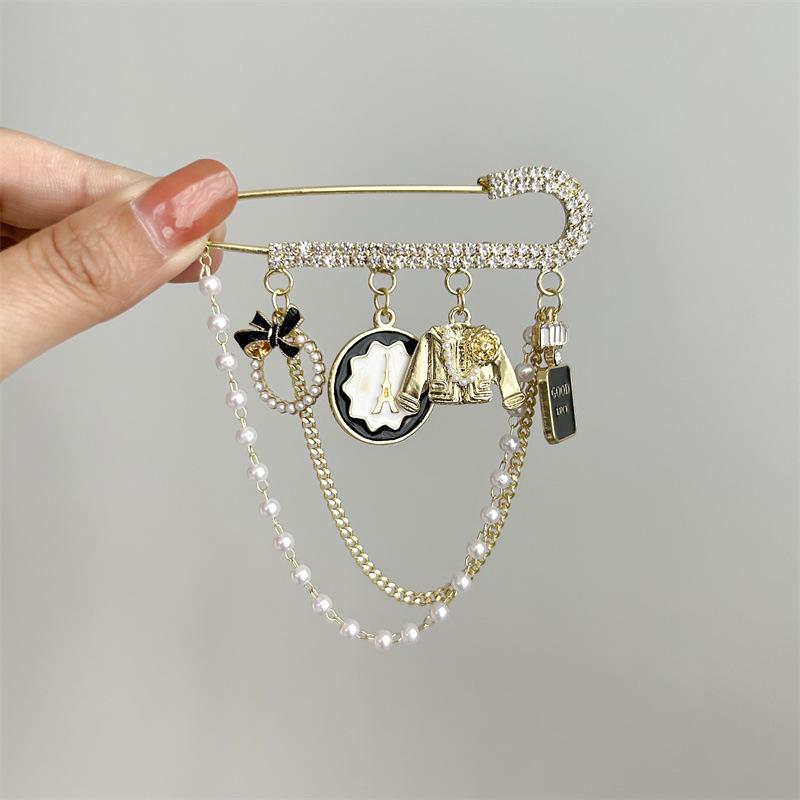 Camellia Pearl Flower Brooches For Women'S Clothing Brooch Gift For Girl Friend Accessories For Jewelry