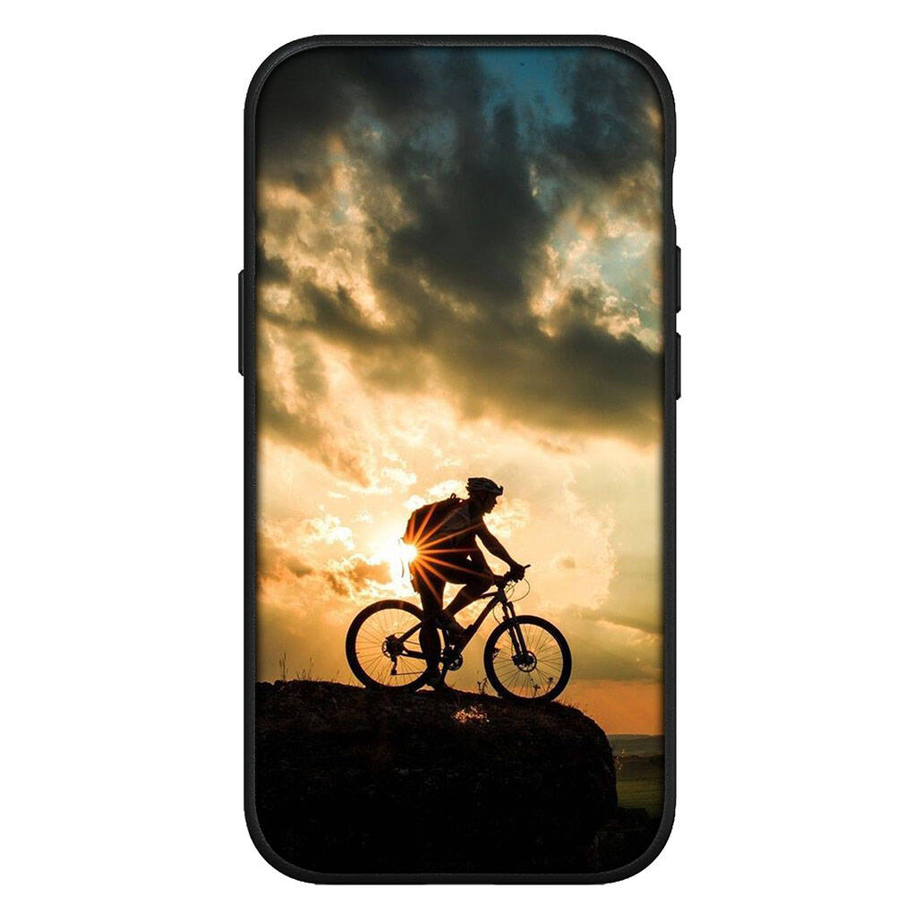 Для Samsung Galaxy S25 S24 S23 S22 Ultra FE Plus A17 A37 A57 A56 A55 A06 A16 A15 A36 A26 A35 A05 A25 A54 A34 Чехол Обои Горный Велосипед Велоспорт Искусство