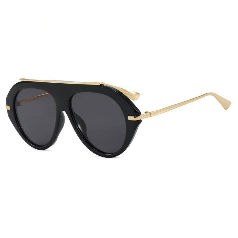 Retro Aviator Round Sunglasses for Women Men Trendy Oversized Vintage Metal Sun Glasses INS Popular Ladies Beach Shades UV400
