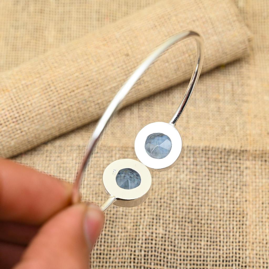 Красивый танзанит, драгоценный камень ручной работы, ювелирные изделия из стерлингового серебра 925 пробы, манжеты/браслет для женщин