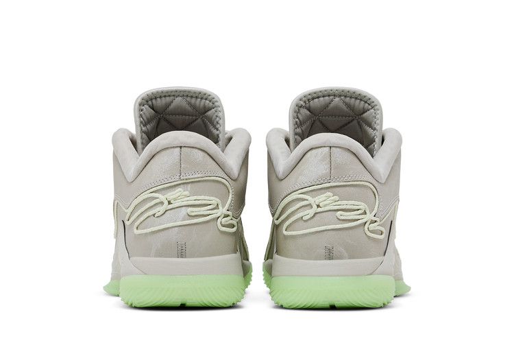 Men's Sneakers Nike LeBron 22 Dunkman (Translucent Outsole) Light Bone/Vapor Green/Soft Pearl