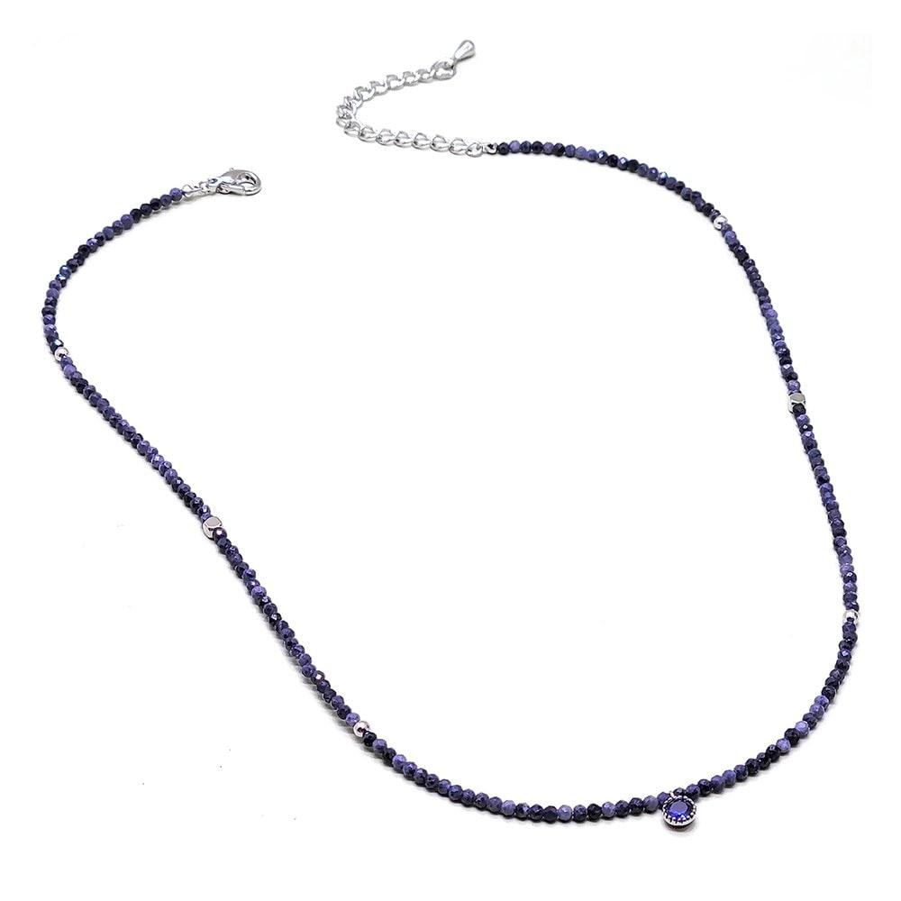 Тонкое ожерелье из необработанного сапфира