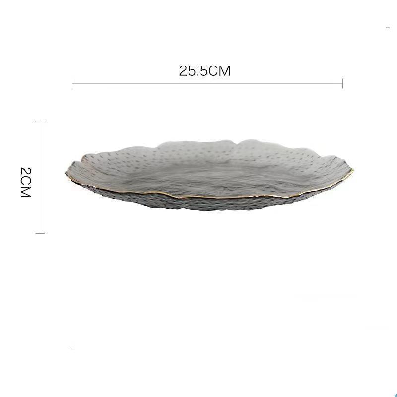 Ремесленная японская стеклянная тарелка: Позолоченный край, ручная роспись, нерегулярный дизайн для западной кухни, фруктов и салатов.