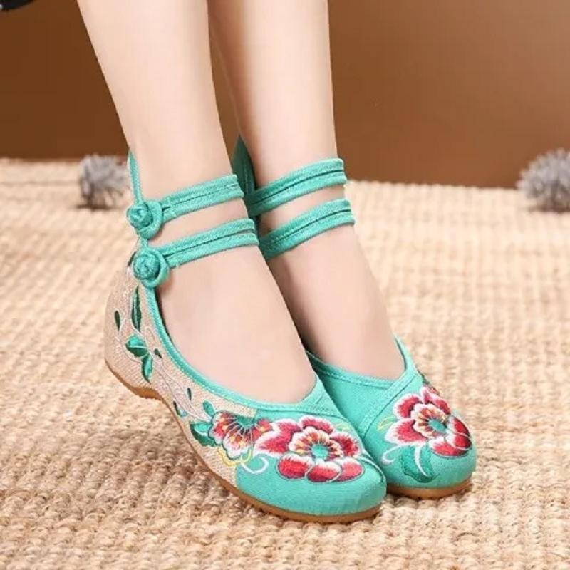 Women Cute Red Floral Embroidery Anti Skid Flat Shoes Zapatos De Mujer Lady Cool Comfort Black Vintage Shoes Ab653