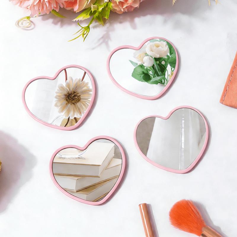 4/8pcs Travel Cute Love Mirror Party Gift Portable Pocket Mirror Kawaii Heart-shaped Makeup Mirror for Ladies Princesses Party